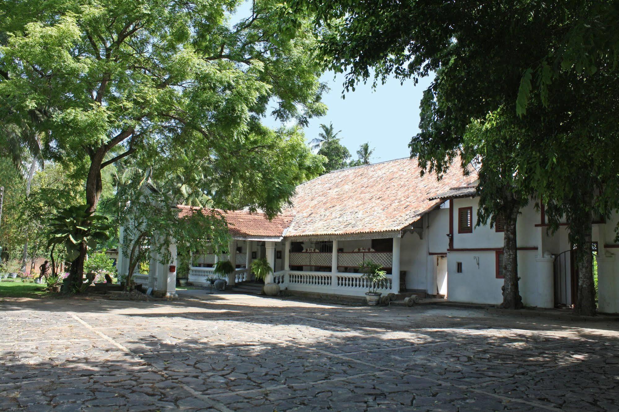 Nooit Gedacht Heritage Hotel  Unawatuna Buitenkant foto